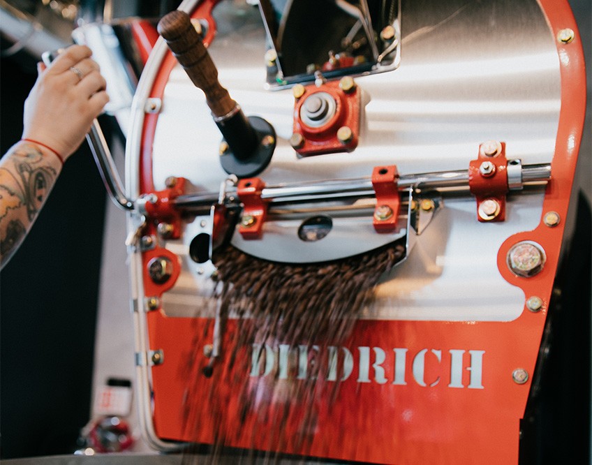 Image of the Gordon St Coffee - Edinburgh coffee bean grinder in the coffee house venue