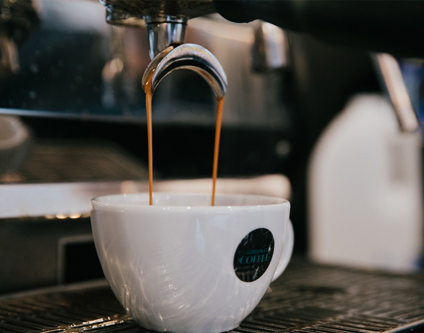 Image of the Gordon St Coffee - Edinburgh Coffee machine making coffee